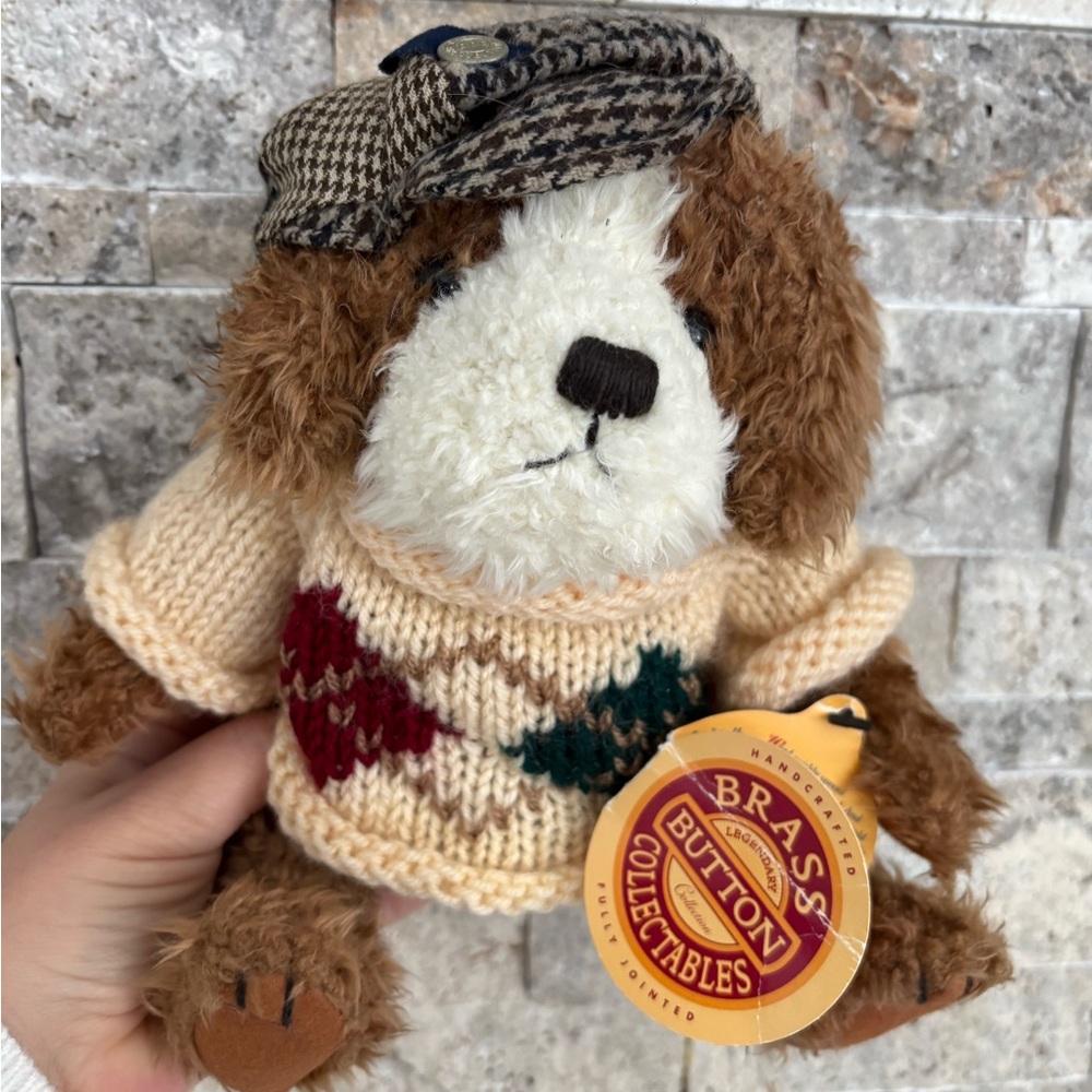 Brass Button Collectibles Plush Dog Augie‎ the dog of friendship
